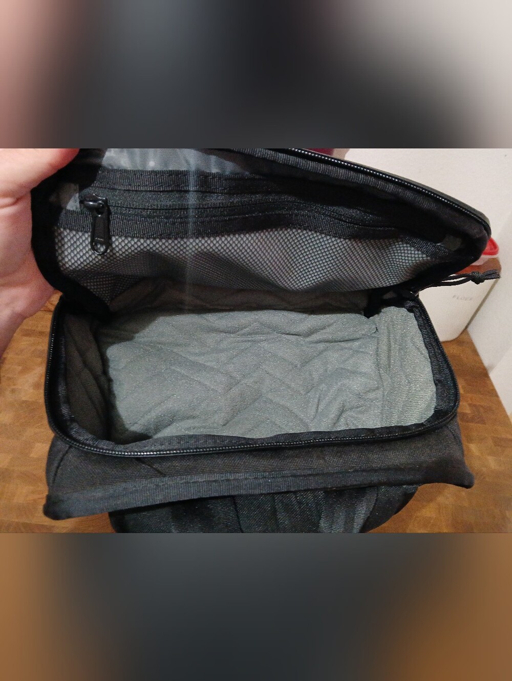 Chrome Camera Bag - Picture 7 of 11